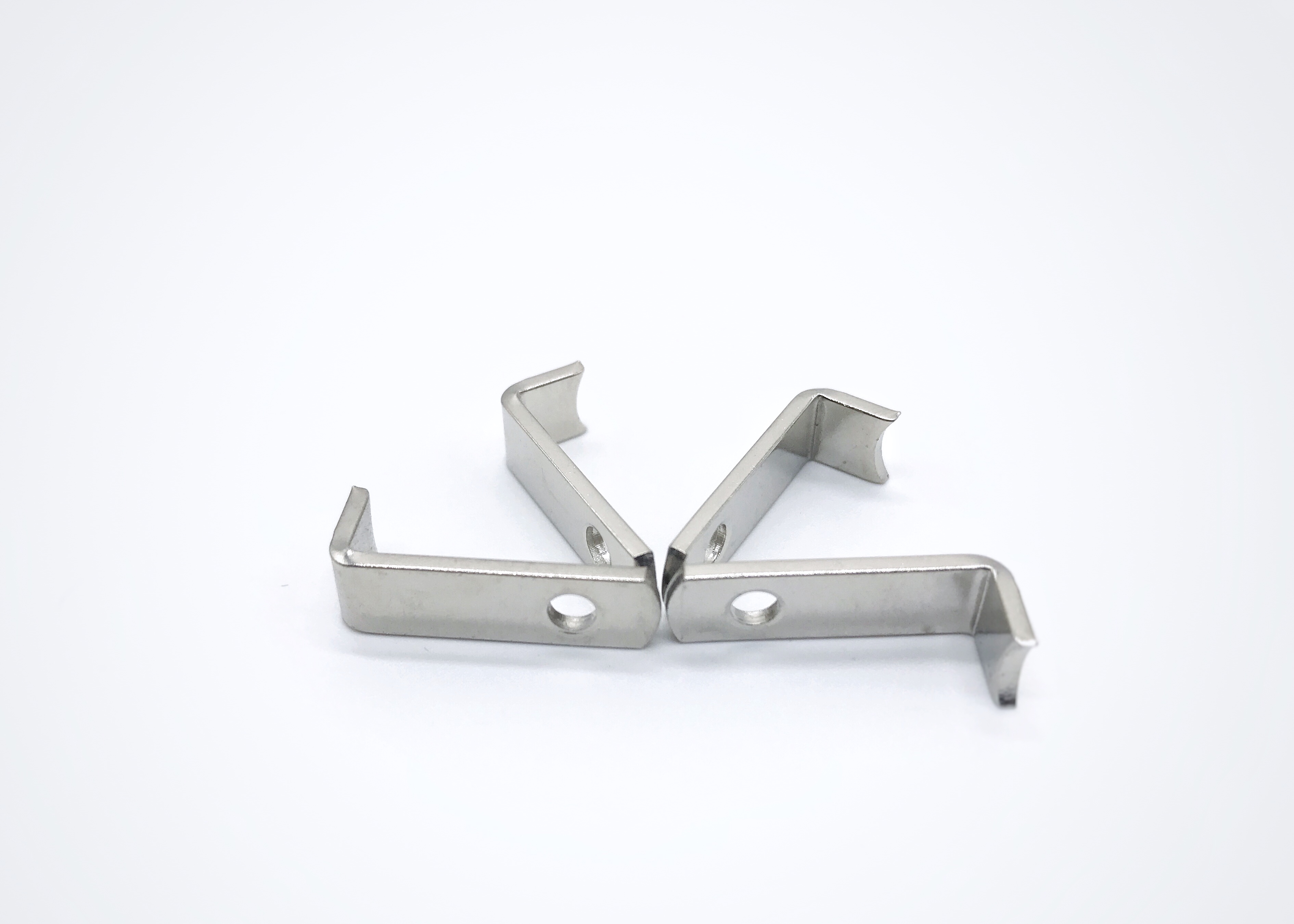 V157美标带孔电源脚